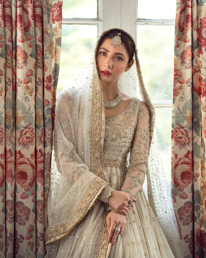 FAIZA SAQLAIN | Anamta