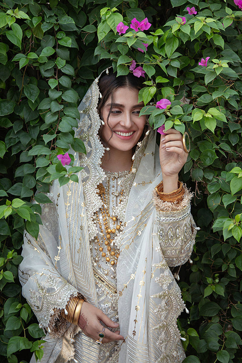 MNR | Naulakha